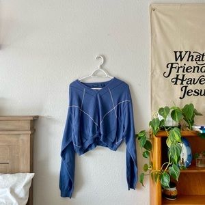 Vintage cropped sweater